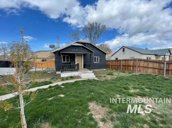 405 E Jefferson St, Huntington, OR 97907