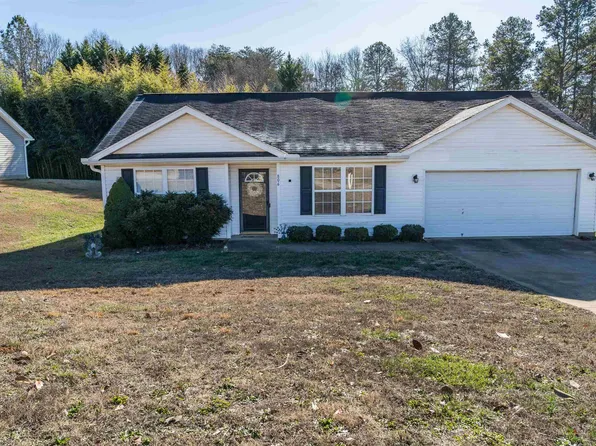 806 Damson Plum Ct, Spartanburg, SC 29301