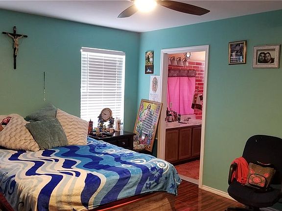 5th image of 1601 Coriander Dr