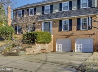 7217 Old Gate Rd, Rockville, MD 20852