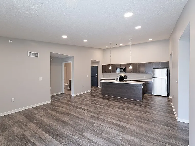 Village West Apartments — Photo 91