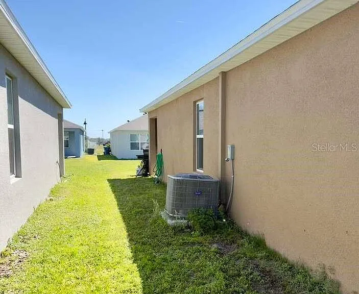 295 Taylor Groves St — Photo 19