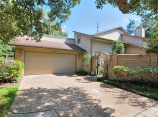 8003 Oakwood Forest Dr, Houston, TX 77040