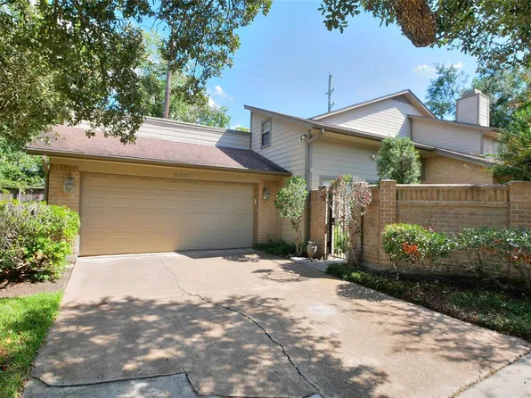 8003 Oakwood Forest Dr, Houston, TX 77040