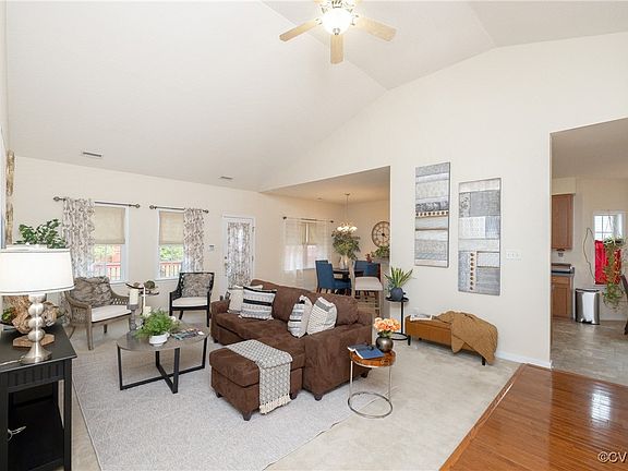 3rd image of 3116 Chartwood Dr