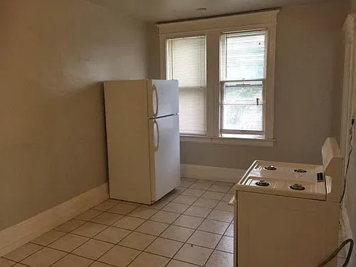 929B E Chambers St #REAR Photo 1