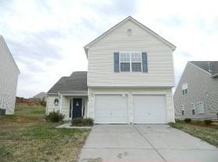 7528 Hidden Creek Dr, Charlotte, NC 28214