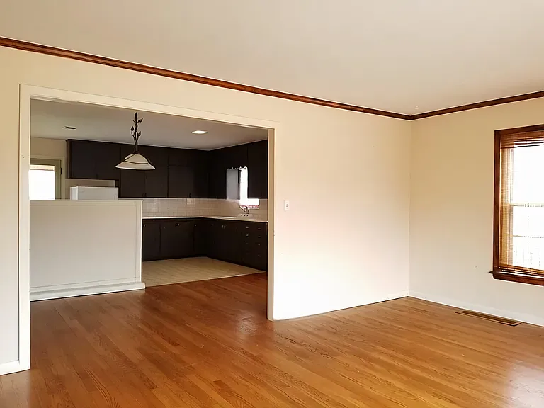 1517 N Miller Blvd — Photo 9