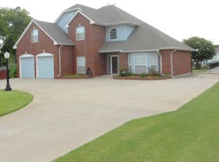 609 S Margene Dr, Midwest City, OK 73130