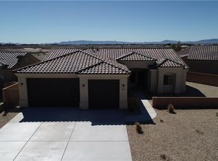 1860 E Winter Haven Dr, Mohave Valley, AZ 86440