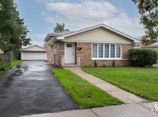 6127 W 79th Pl, Burbank, IL 60459