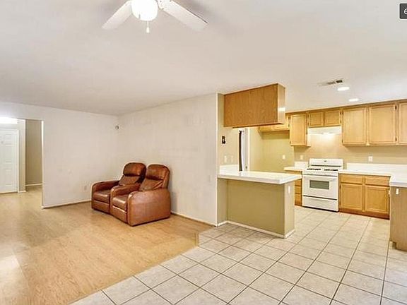 3rd image of 1590 Pablo Ln