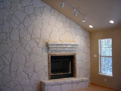 3rd image of 104 MOUNTAIN VIEW