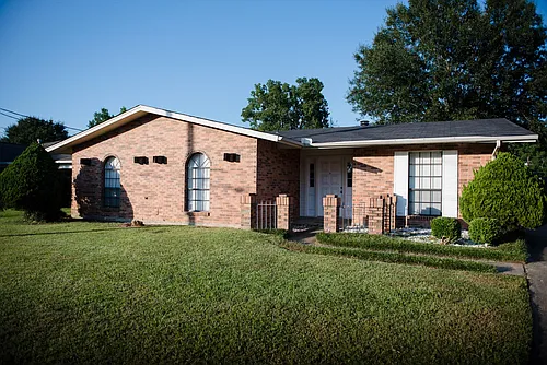 5809 Ainsworth Dr Photo 1 5809 Ainsworth Dr Photo 1