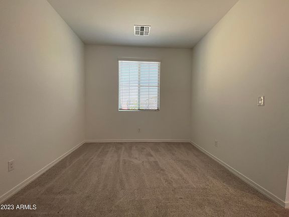 5th image of 10847 W PARKWAY Drive
