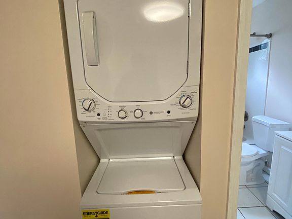 5th image of 1413 Townley Dr APT 308