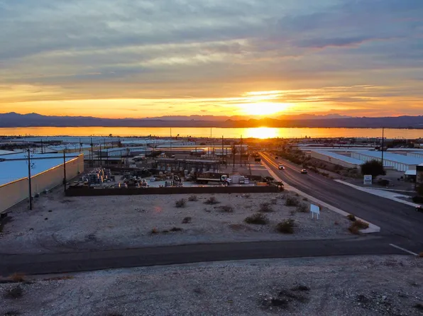 2020 Kiowa Blvd N, Lake Havasu City, AZ 86403