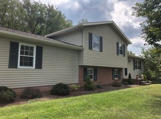 1297 Oldtown Valley Rd SE, New philadelphia, OH 44663