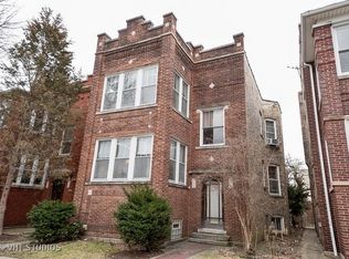3315 W Cullom Ave, Chicago, IL 60618