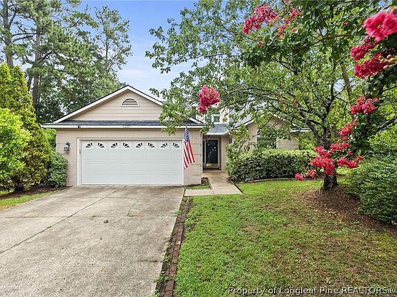 3rd image of 6237 Falkland Ct