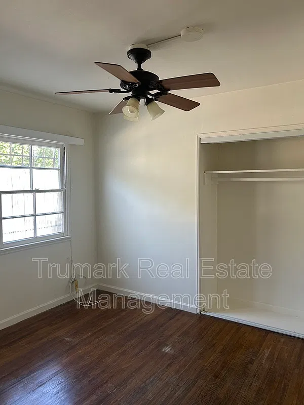 1 bed, 1.0 bath, $1,950 — Photo 2