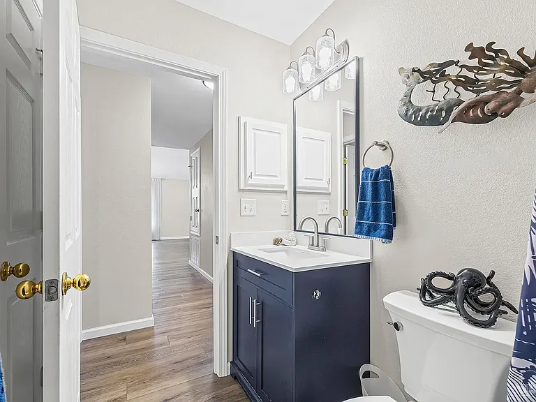 3747 Boardwalk Ct — Photo 3