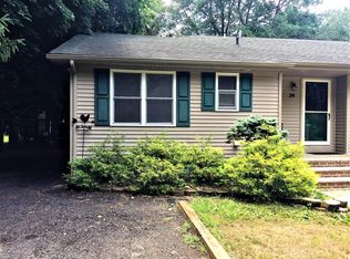 39 Van Tines Ln #39B, Old Bridge, NJ