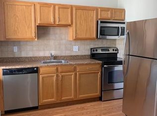 149 N 21st St #3FF, Philadelphia, PA 19103