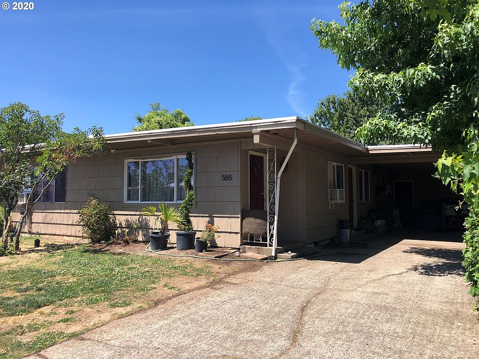 2nd image of 565 Plaza Del Rey NE