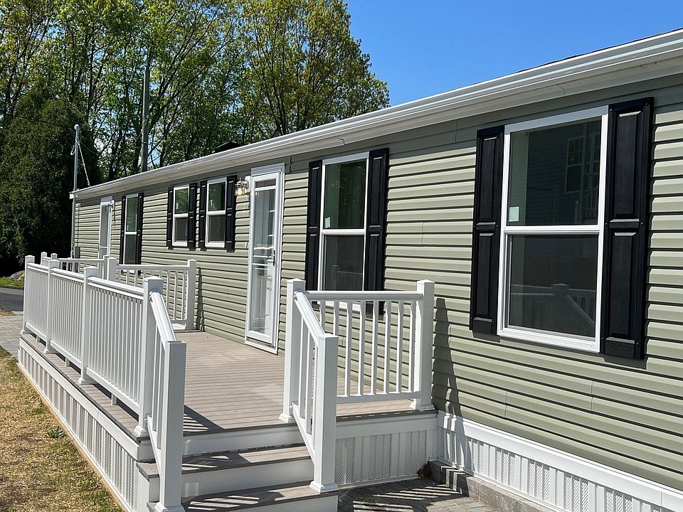 2nd image of 9 South Rd #92