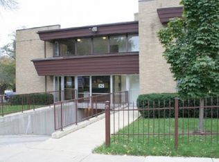 829 N Court St APT 7, Rockford, IL 61103