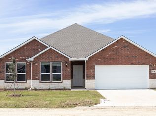 2335 Brandon St, Mabank, TX 75147
