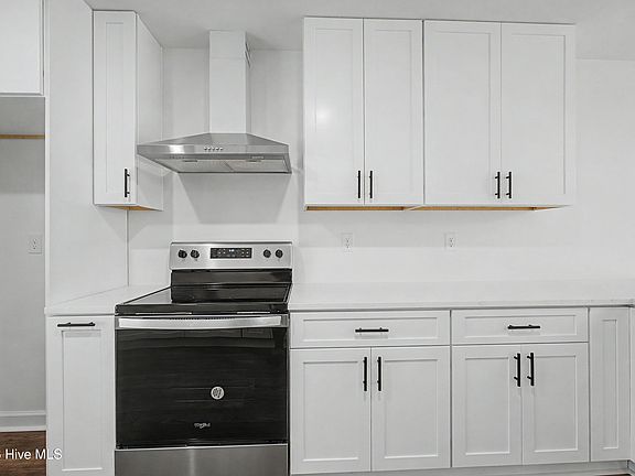 5th image of 4416 Seago Road