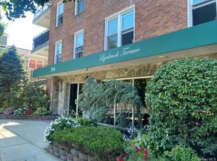 504 Merrick #4M, Lynbrook, NY 11563