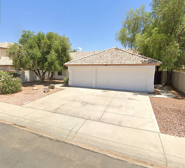 3143 N 114th Dr — Photo 16