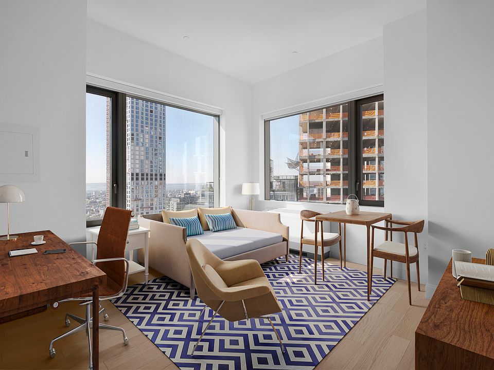 1st image of 10 City Pt APT 24E