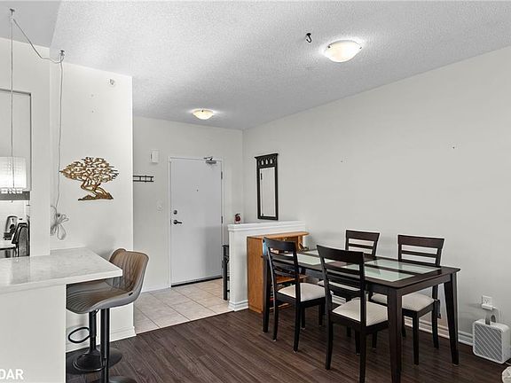 4th image of 39 Ferndale Dr S #405