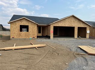 372 Emma Dr, Wenatchee, WA 98801