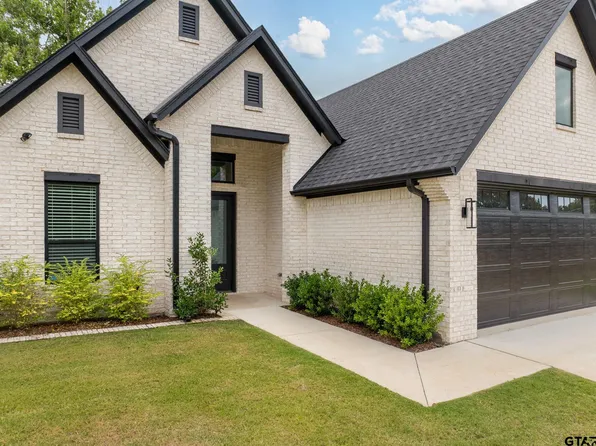 4494 Keechi Creek Dr, Tyler, TX 75703