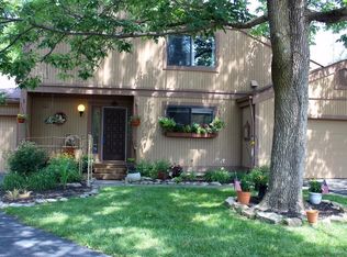 333 Walnut Ln, Mason, OH