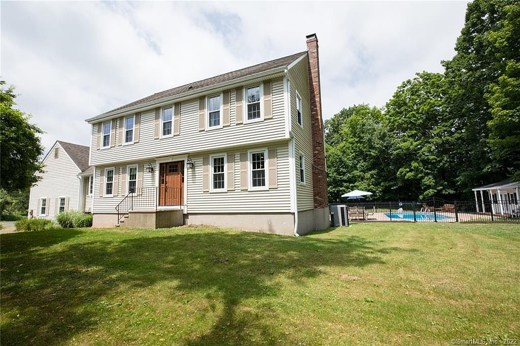 597 Woodhouse Ave, Wallingford, CT 06492 Zillow