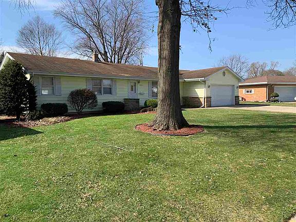 2nd image of 1013 Harmony Cir