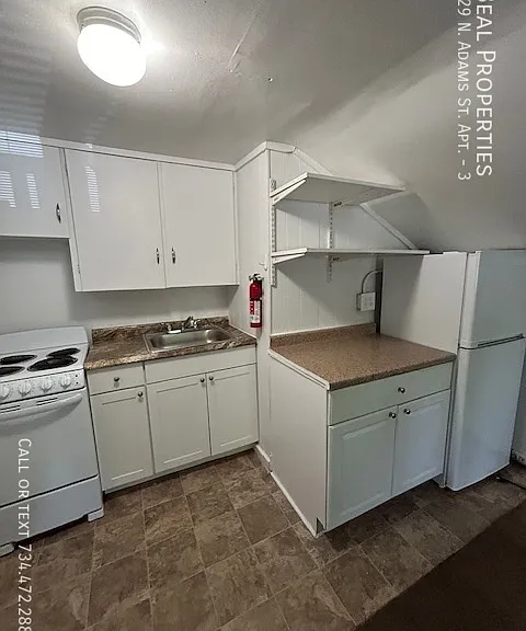 429 N Adams St #3 — Photo 8