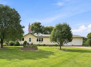 1805 Glen Ellen Rd, Sioux City, IA 51106