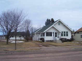 1003 Harrison St, Wakefield, MI 49968