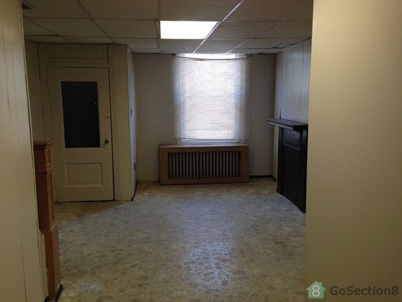 2nd image of 2738 N Taylor St