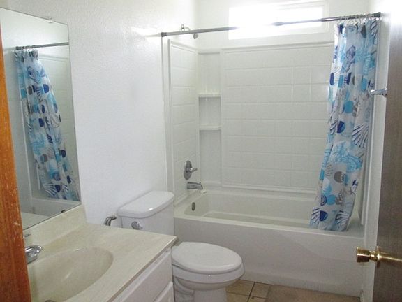 5th image of 625 Paseo Del Mar NE