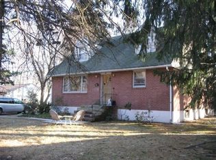 87 Grove St, Monsey, NY 10952