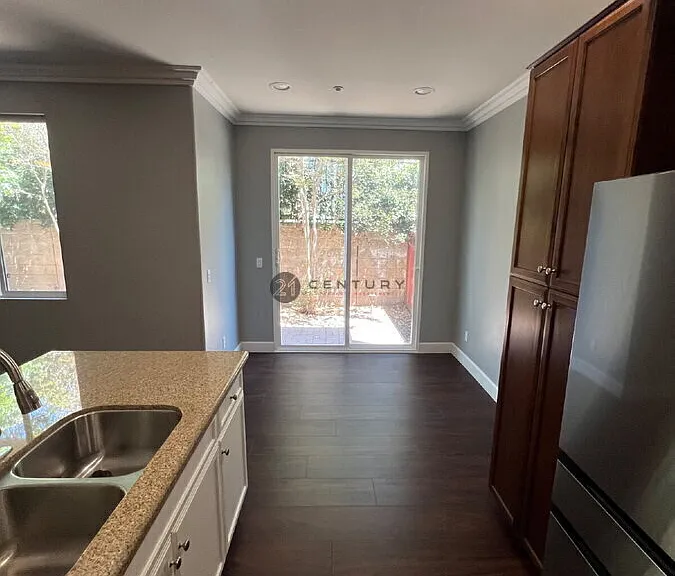 27438 Larabee Ct #3 — Photo 8