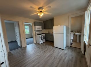29 Lucy St #2, Woodbridge, CT 06525